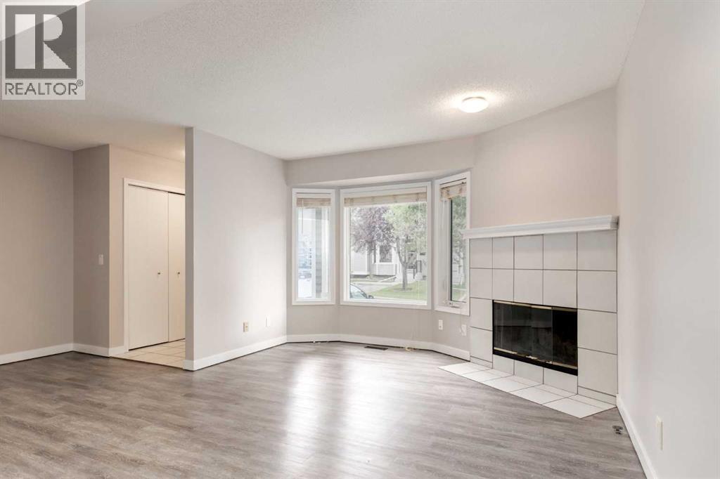 Property at 245 Cedarwood Park SW image 4