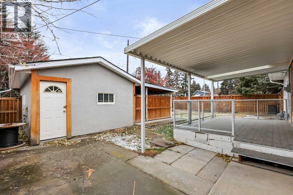 303 40 Street Sw, Calgary, Alberta  T3C 1V9 - Photo 35 - A2268837