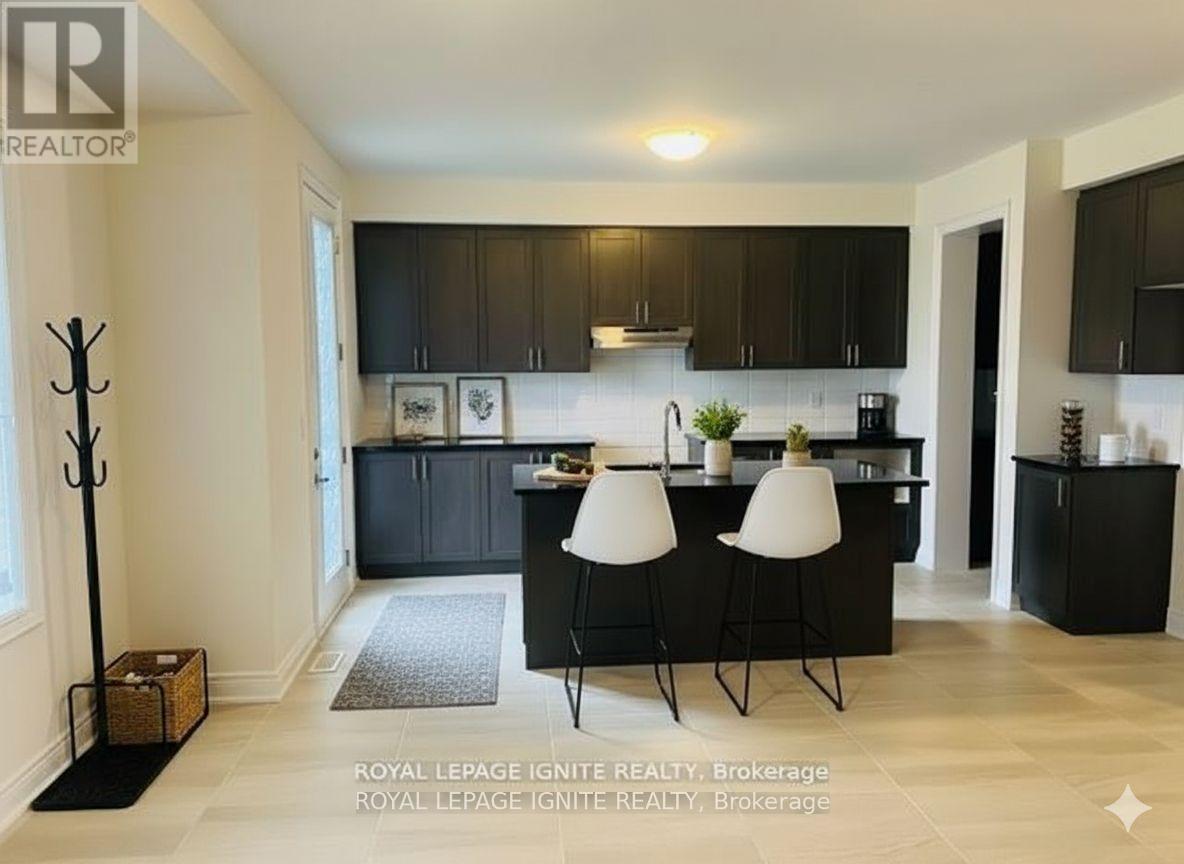 114 Whitehand Drive, Clarington, Ontario  L1B 0W1 - Photo 9 - E12504850