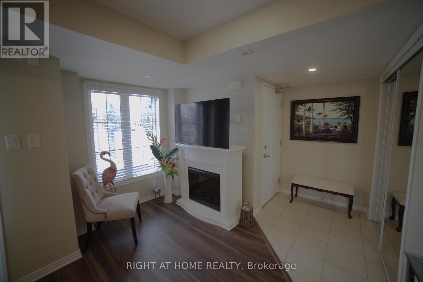 2 - 2441 Greenwich Drive, Oakville, Ontario  L6M 0S3 - Photo 6 - W12530342