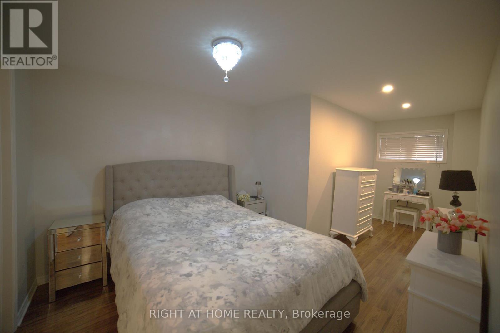 2 - 2441 Greenwich Drive, Oakville, Ontario  L6M 0S3 - Photo 13 - W12530342