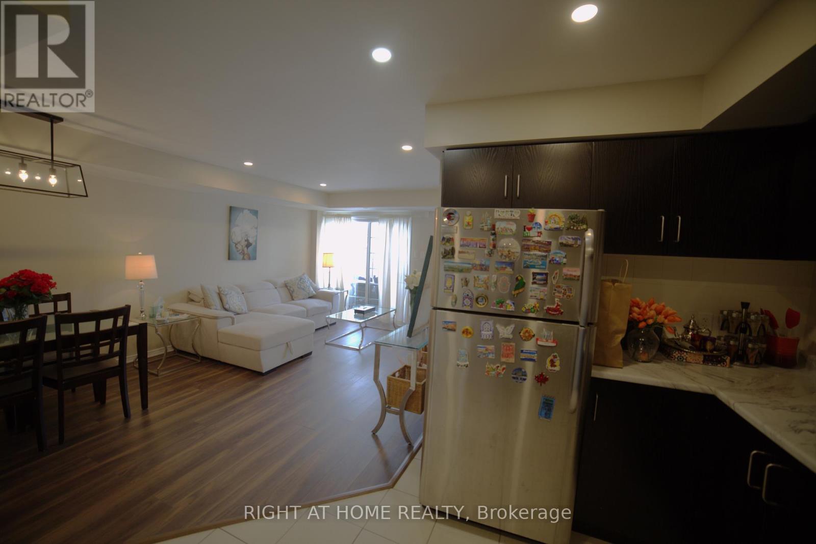 2 - 2441 Greenwich Drive, Oakville, Ontario  L6M 0S3 - Photo 9 - W12530342