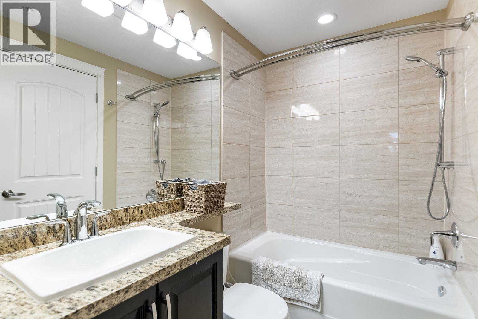 215 12565 190a Street, Pitt Meadows, British Columbia  V3Y 0E1 - Photo 14 - R3066097