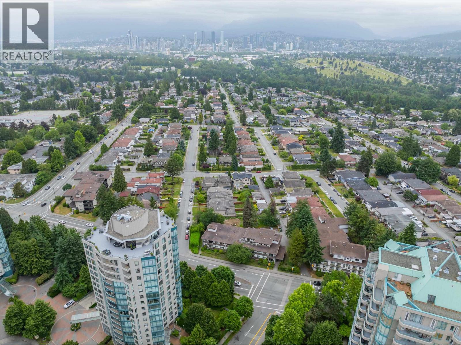 5864 Pioneer Avenue, Burnaby, British Columbia  V5H 2X7 - Photo 7 - R3065787