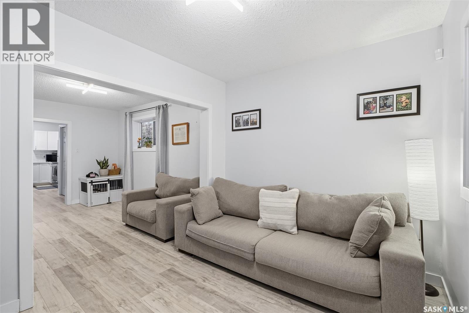 323 G Avenue S, Saskatoon, Saskatchewan  S7M 1V2 - Photo 3 - SK023791