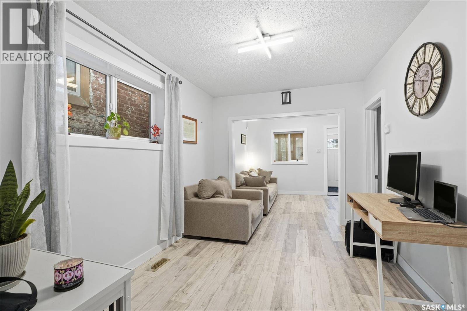 323 G Avenue S, Saskatoon, Saskatchewan  S7M 1V2 - Photo 4 - SK023791