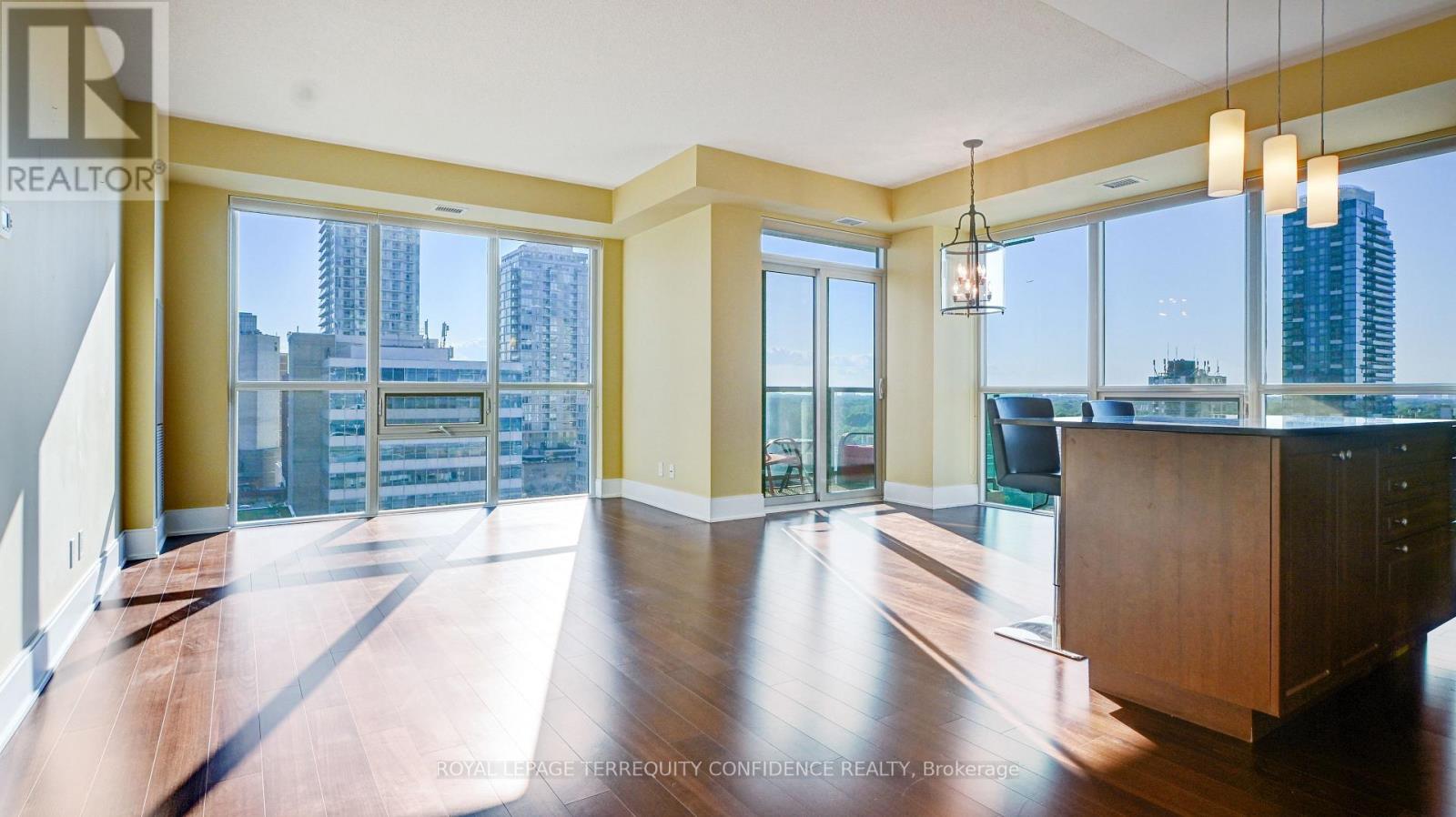 1220 - 70 Roehampton Avenue, Toronto, Ontario  M4P 1R2 - Photo 3 - C12530490