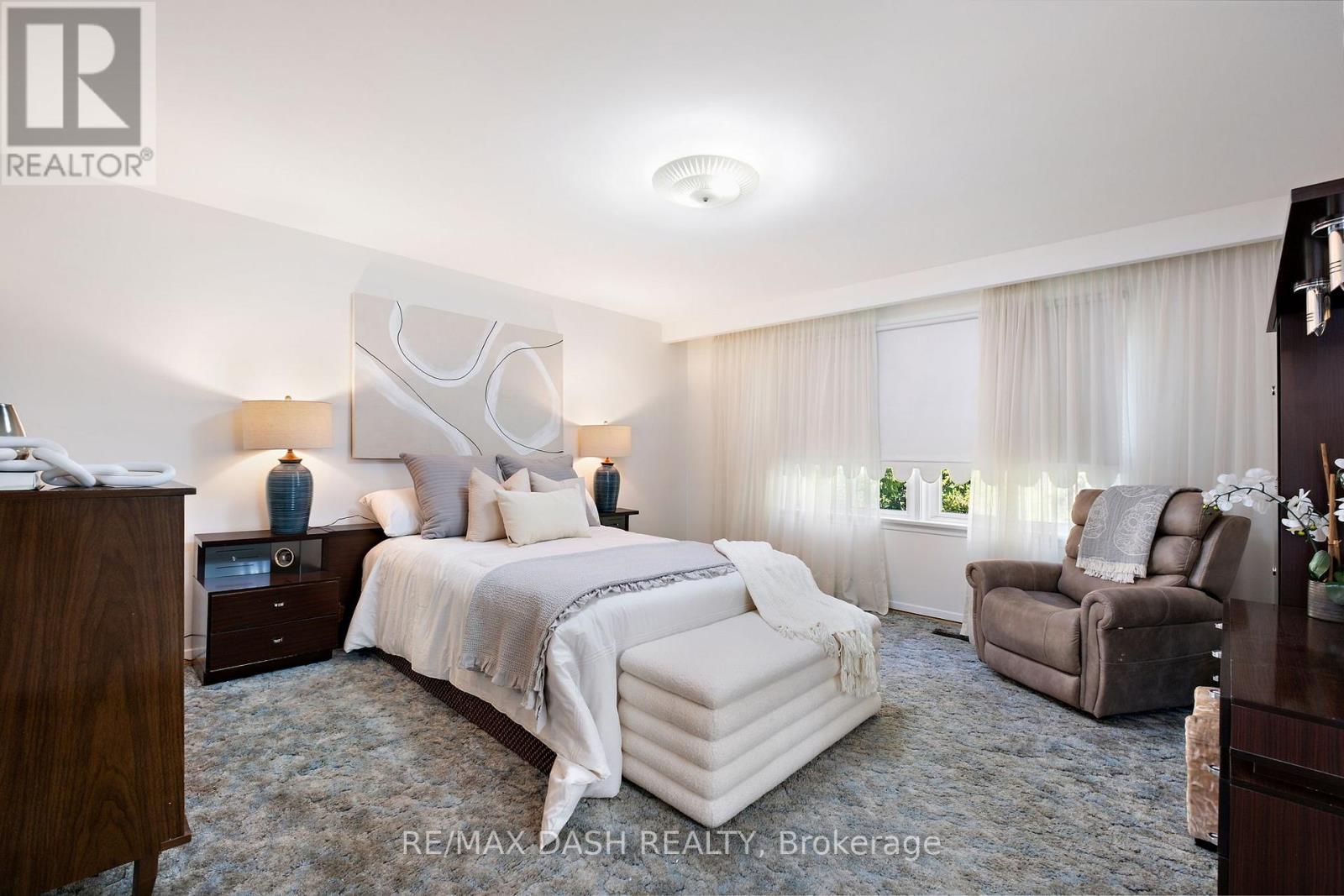 48 Russfax Drive, Toronto, Ontario  M2R 3B1 - Photo 23 - C12530514