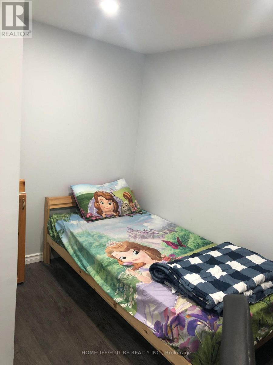 224 Ellington Drive, Toronto, Ontario  M1R 3Y4 - Photo 5 - E12530498