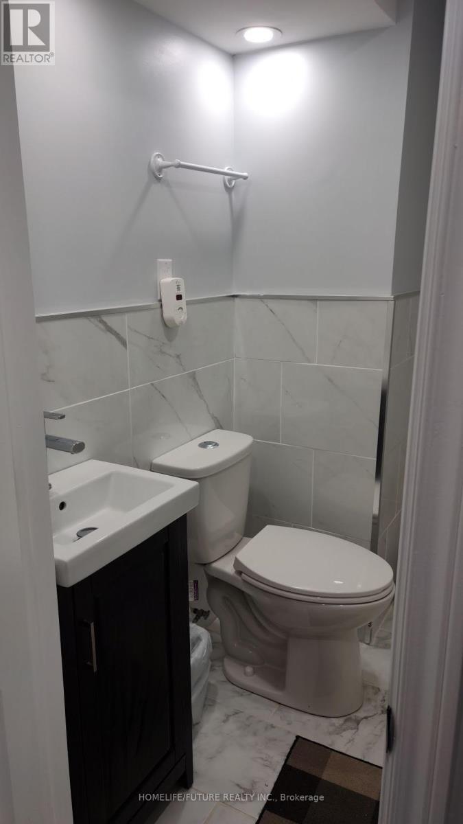 224 Ellington Drive, Toronto, Ontario  M1R 3Y4 - Photo 9 - E12530498