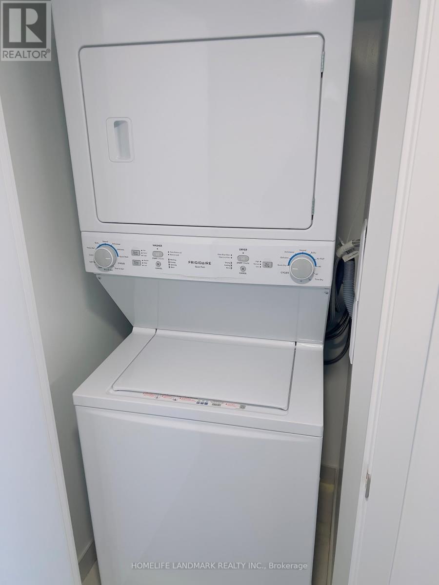 1309 - 1435 Celebration Drive, Pickering, Ontario  L1W 0C4 - Photo 14 - E12530538