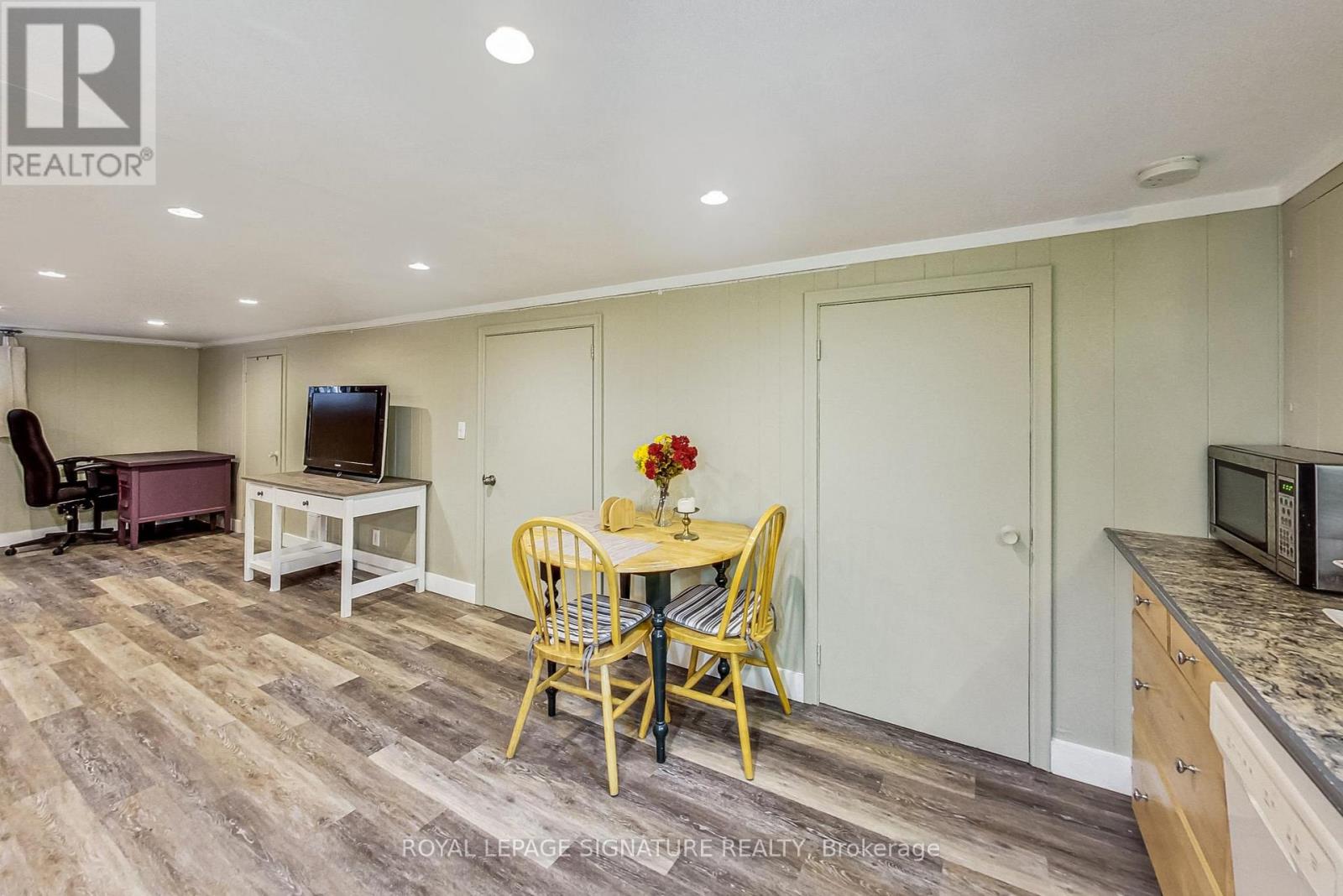 1 Milne Avenue, Toronto, Ontario  M1L 1J7 - Photo 10 - E12530546