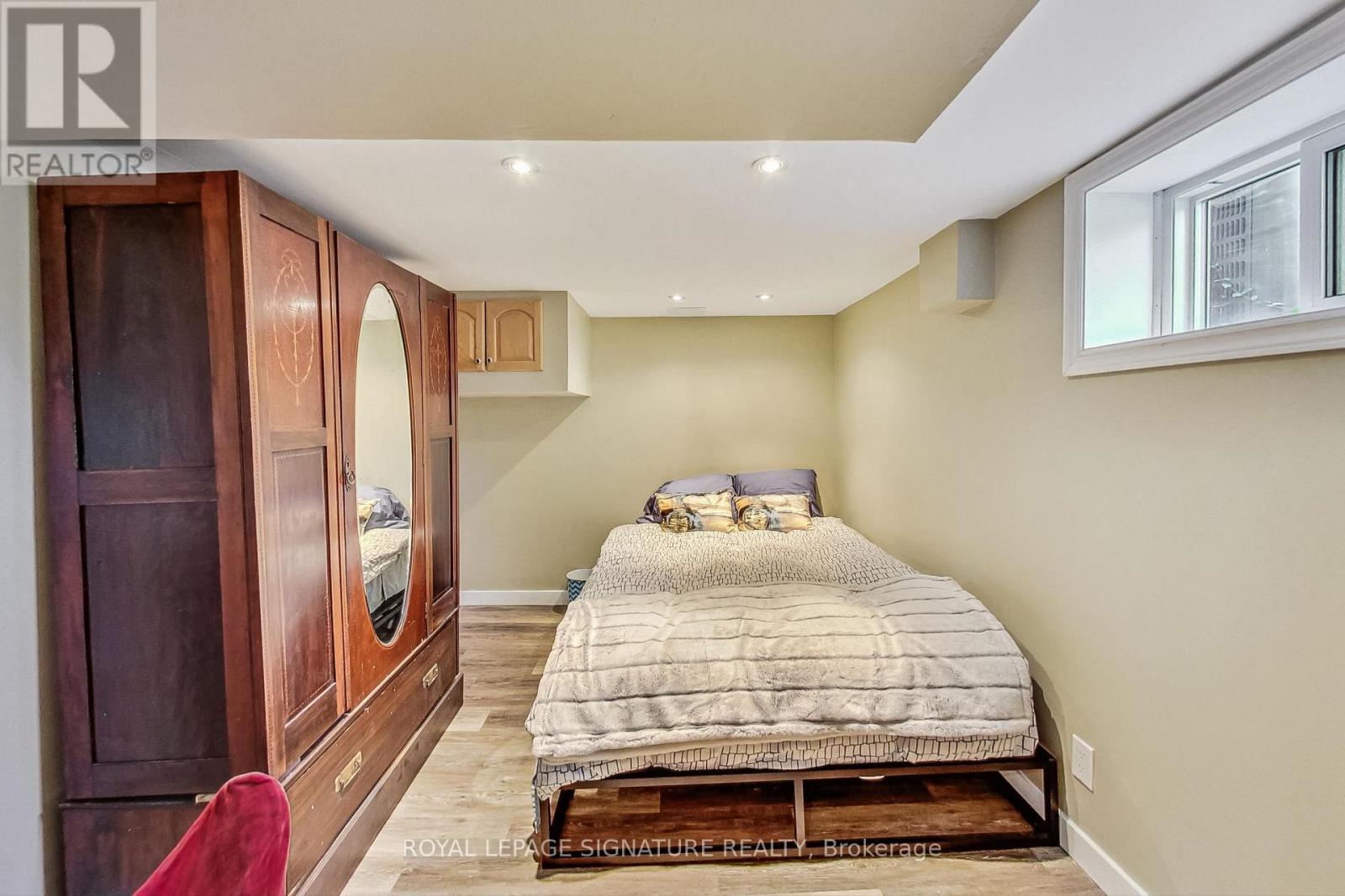 1 Milne Avenue, Toronto, Ontario  M1L 1J7 - Photo 11 - E12530546