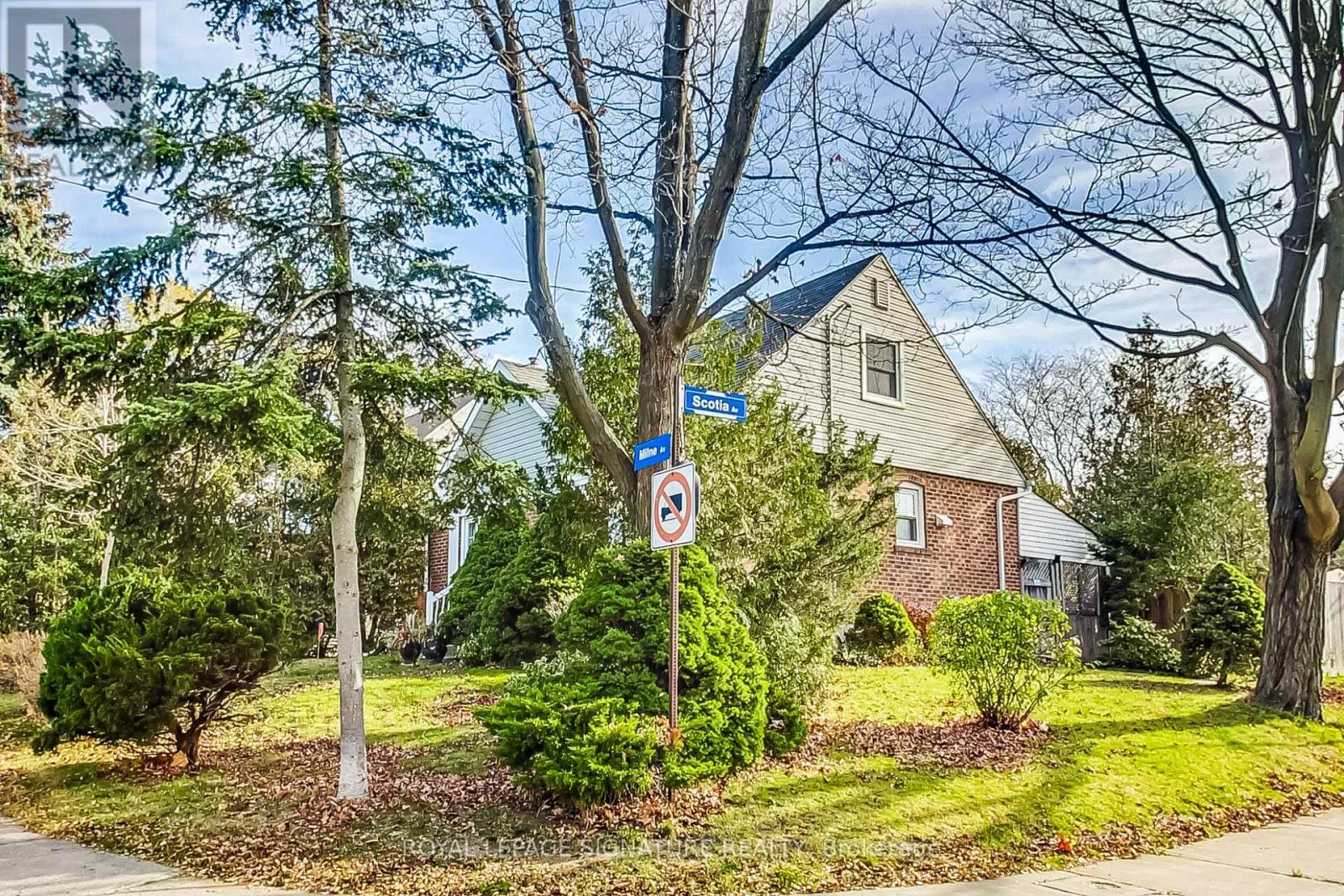 1 Milne Avenue, Toronto, Ontario  M1L 1J7 - Photo 2 - E12530546