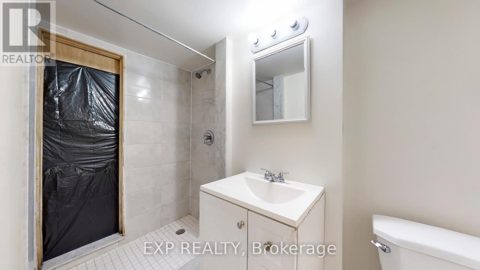 93 Tall Grass Trail E, Vaughan, Ontario  L4L 3J3 - Photo 19 - N12434288