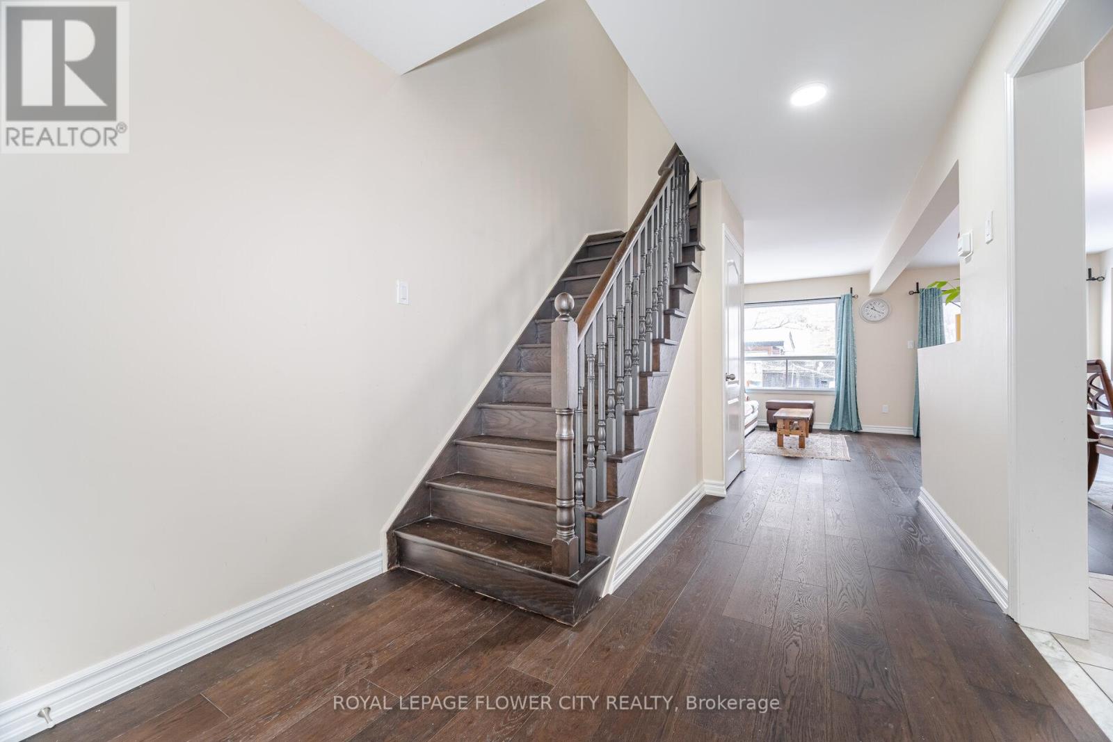 68 Denton Circle, Vaughan, Ontario  L6A 2N4 - Photo 15 - N12530488