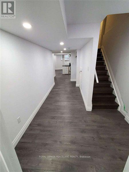 1236 Atkins Drive, Newmarket, Ontario  L3X 0C3 - Photo 7 - N12530496