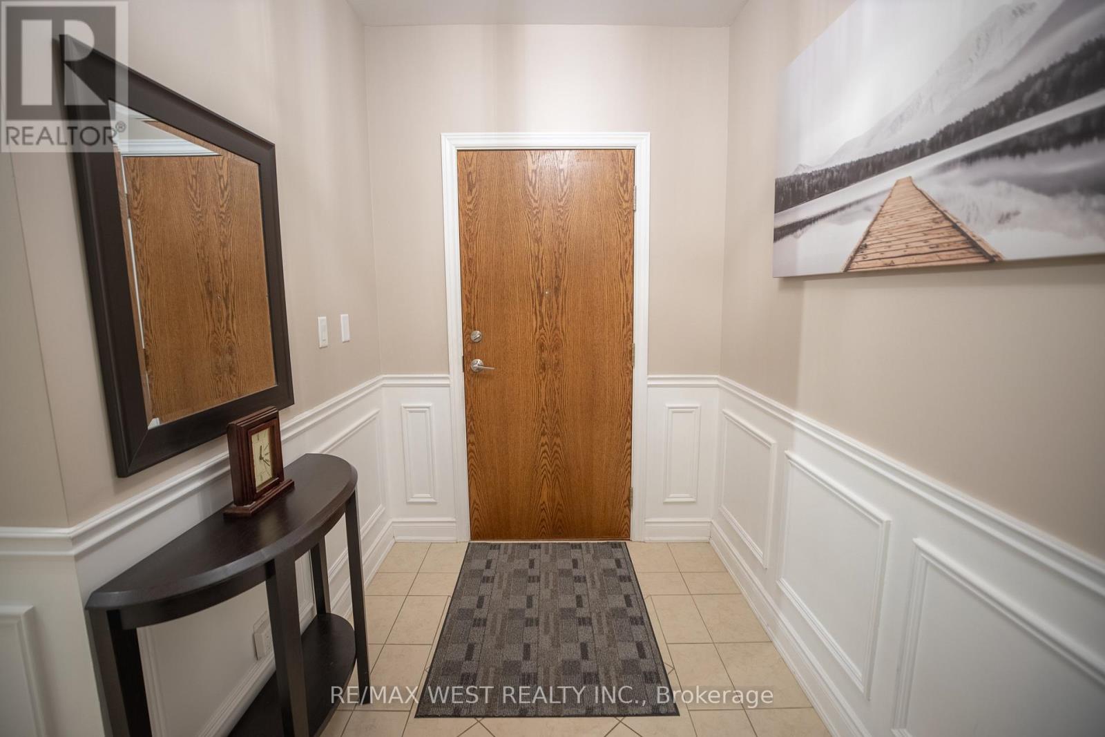 208 - 9901 Keele Street, Vaughan, Ontario  L6A 3Y5 - Photo 3 - N12530562