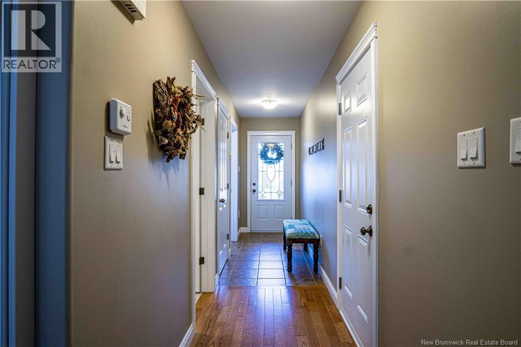 70 Arbour Brook Lane, Fredericton, New Brunswick  E3B 0C4 - Photo 5 - NB129942