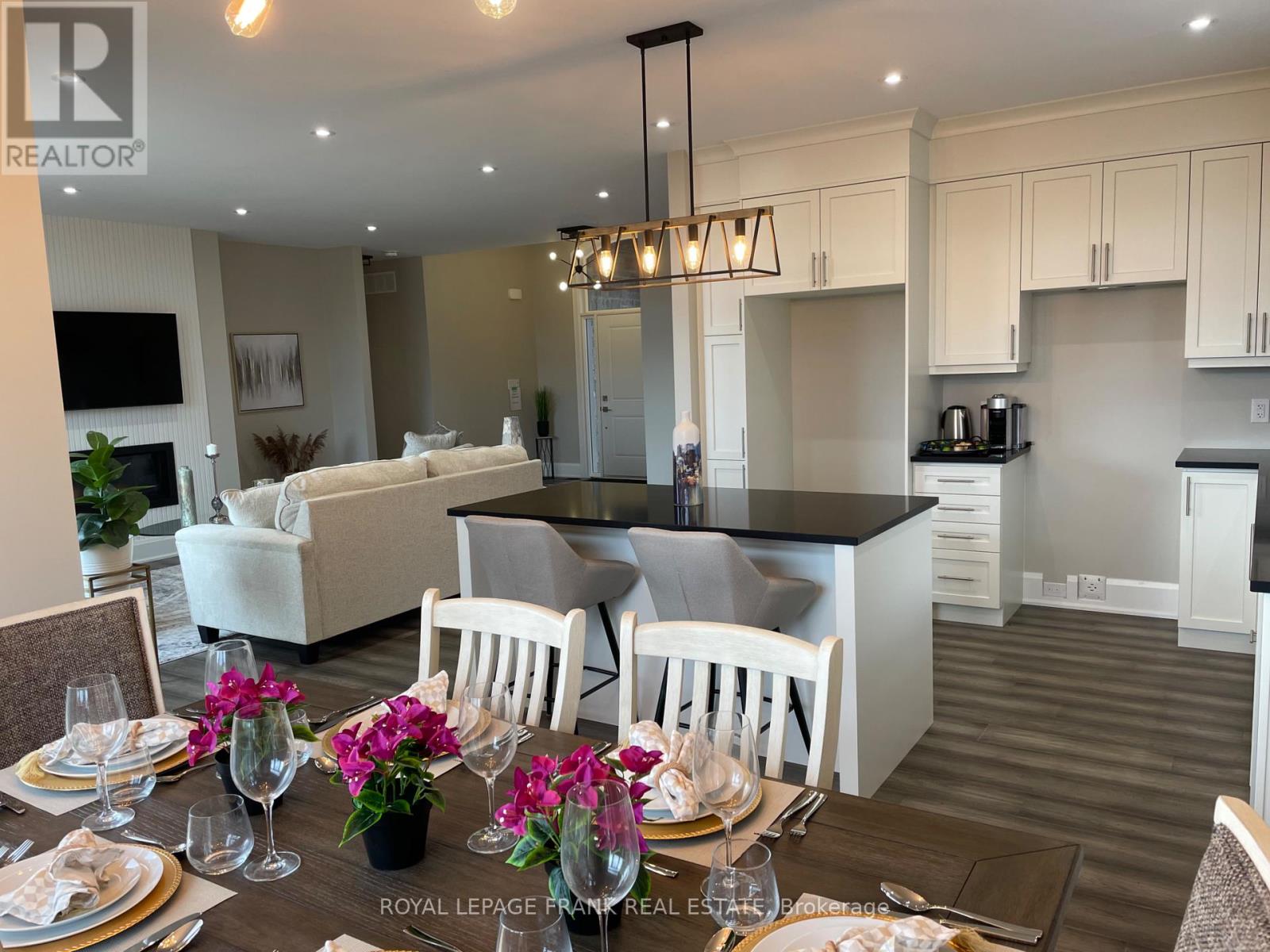 7 Nipigon Street, Kawartha Lakes, Ontario  K0M 1N0 - Photo 46 - X12530774