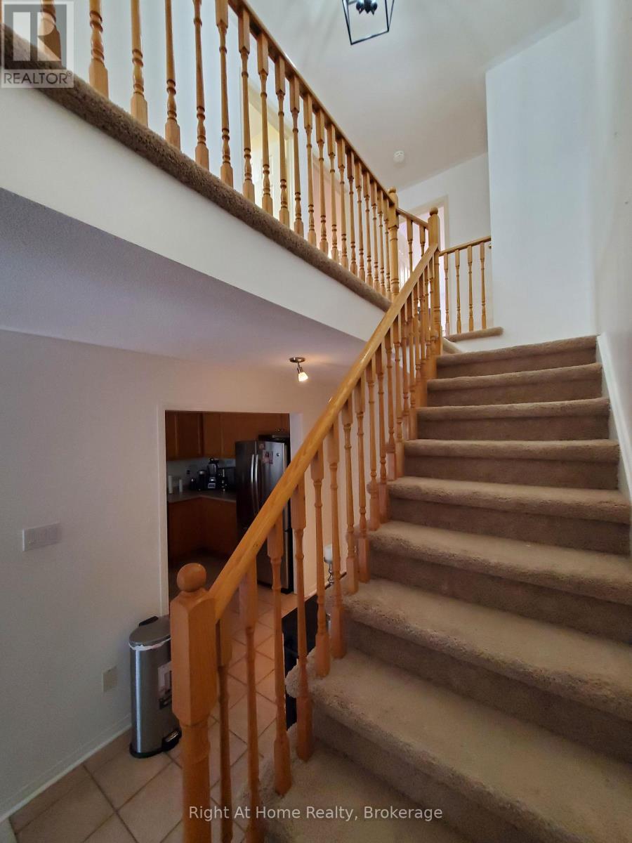 5134 Silvercreek Drive, Burlington, Ontario  L7L 6K6 - Photo 14 - W12425754