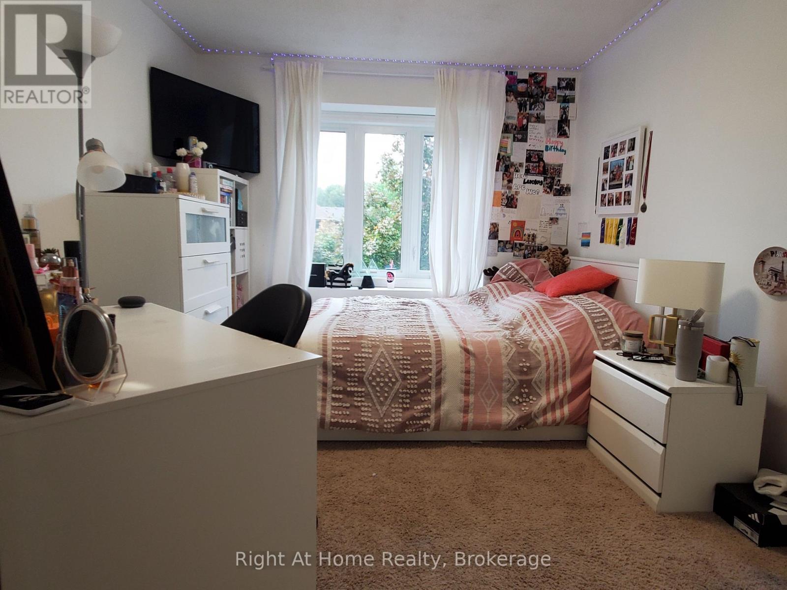 5134 Silvercreek Drive, Burlington, Ontario  L7L 6K6 - Photo 20 - W12425754