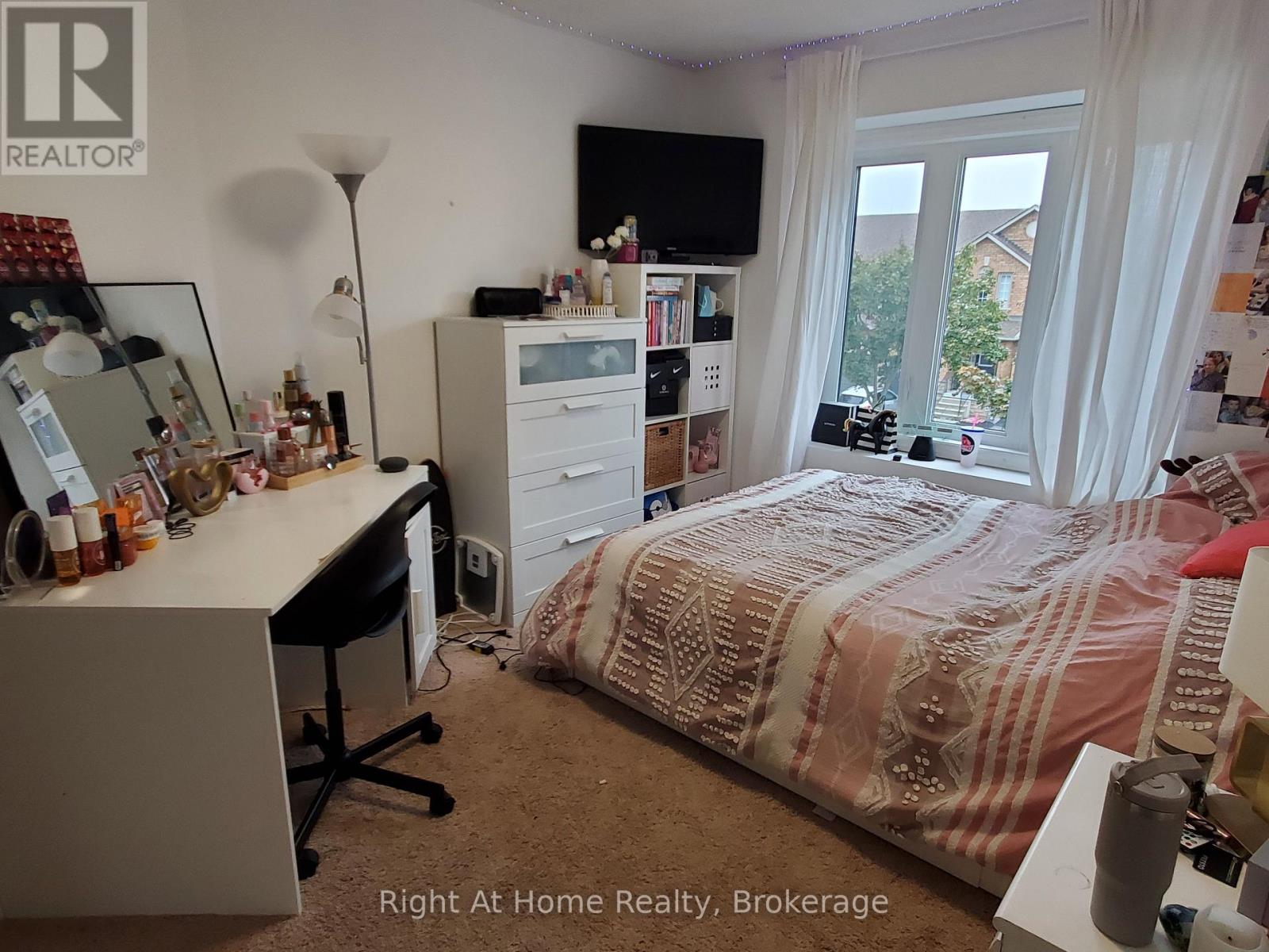 5134 Silvercreek Drive, Burlington, Ontario  L7L 6K6 - Photo 19 - W12425754