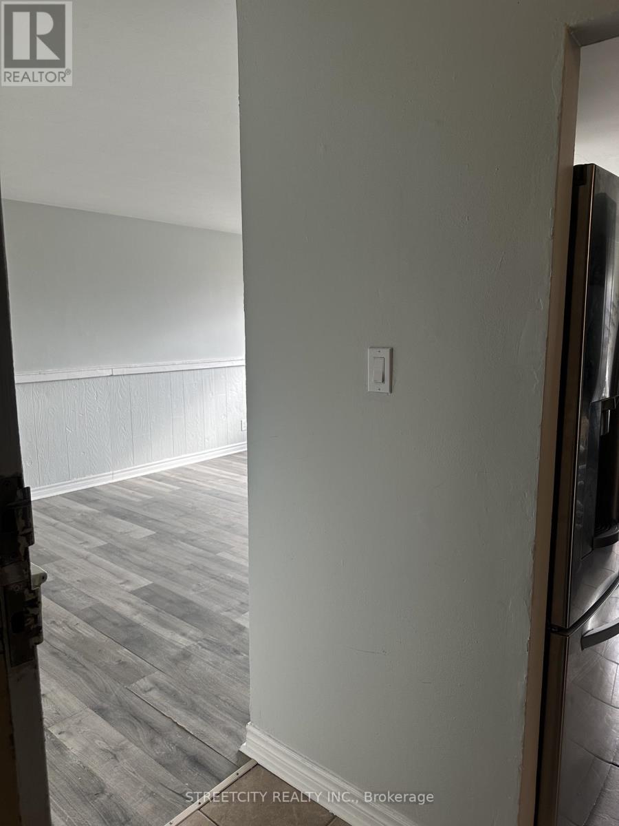 44 - 220 Ashland Avenue, London East, Ontario  N5W 4H4 - Photo 5 - X12530718