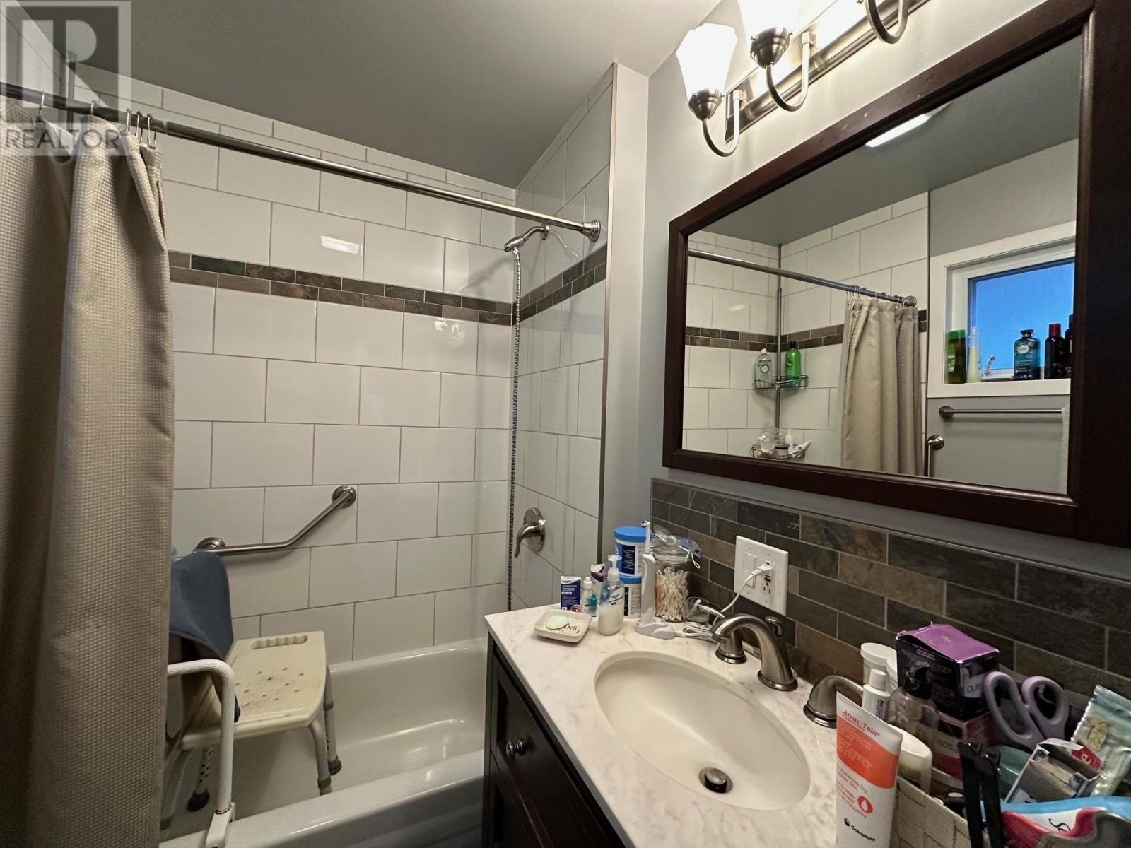 629 Mcpherson St, Thunder Bay, Ontario  P7C 2Y7 - Photo 11 - TB253442