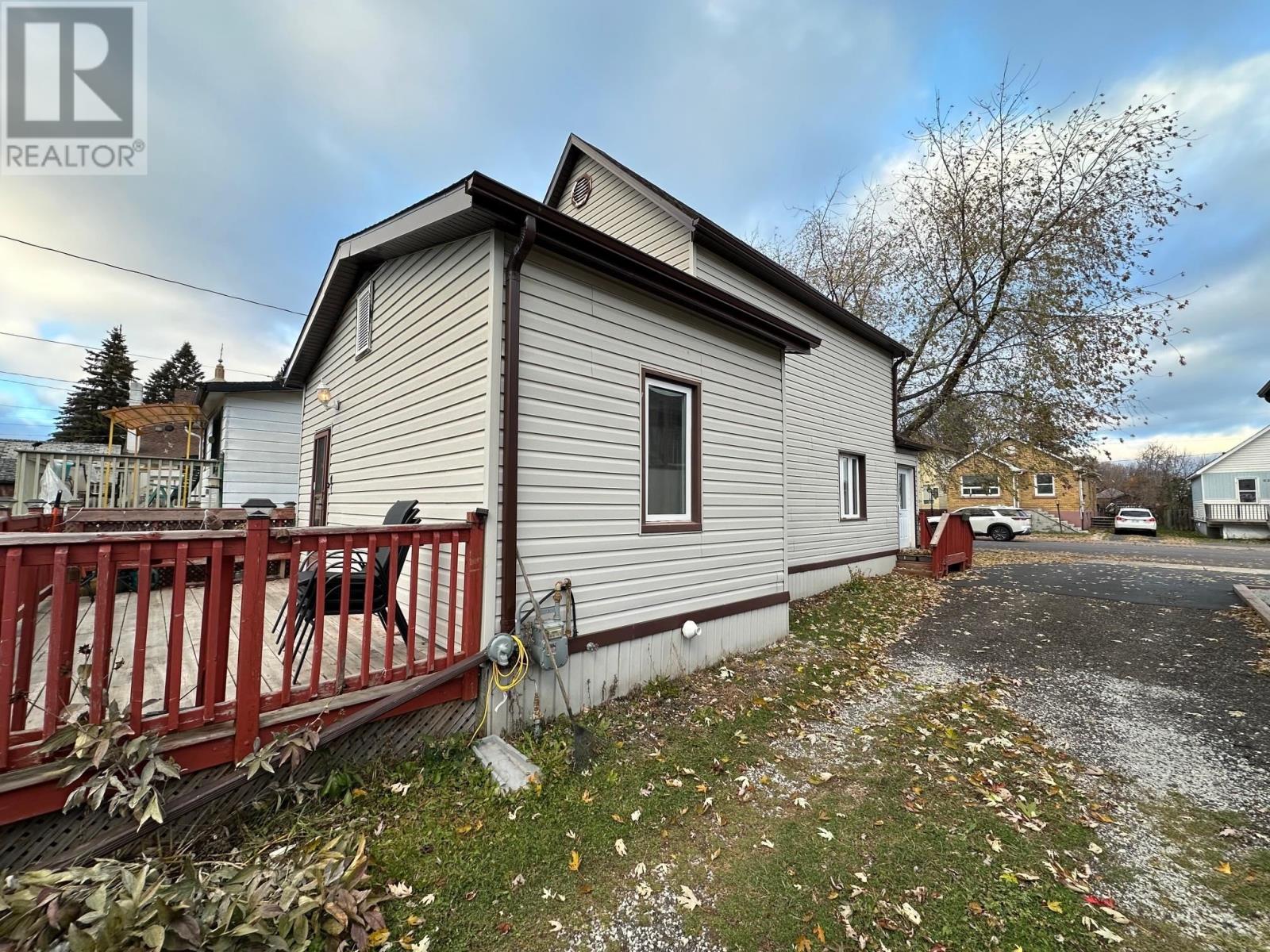 629 Mcpherson St, Thunder Bay, Ontario  P7C 2Y7 - Photo 15 - TB253442