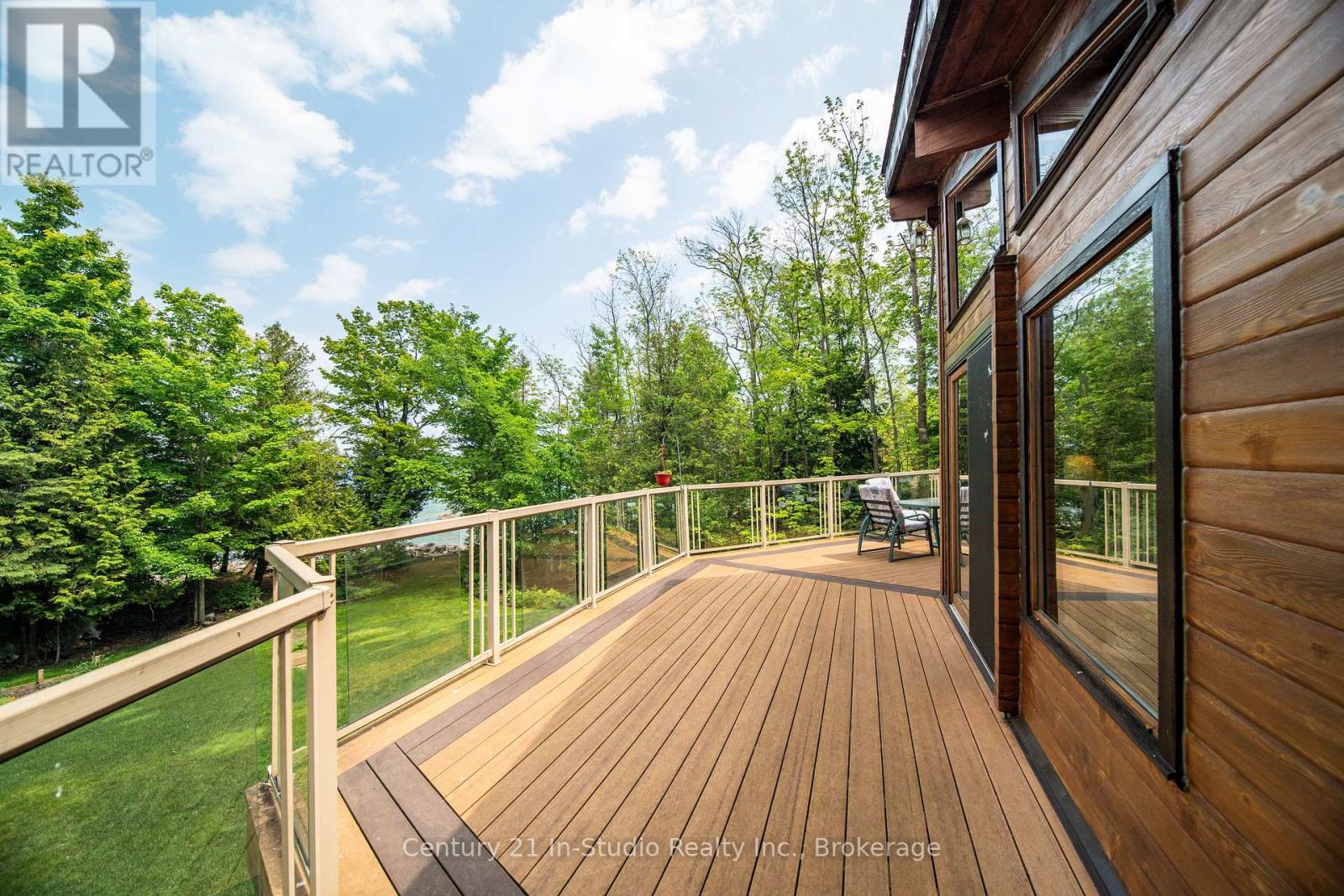 504877 Grey 1 Road, Georgian Bluffs, Ontario N0H 1S0 - Photo 20 - X12241446