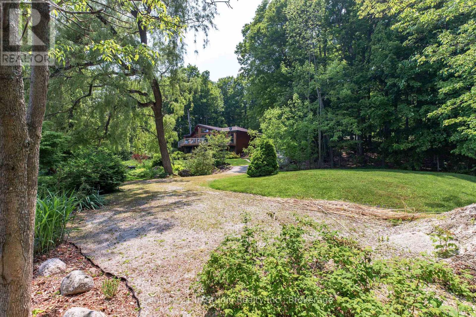 504877 Grey 1 Road, Georgian Bluffs, Ontario N0H 1S0 - Photo 14 - X12241446