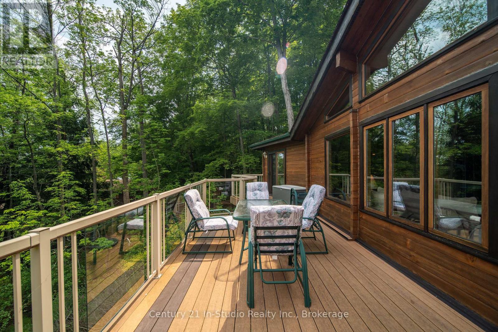 504877 Grey 1 Road, Georgian Bluffs, Ontario N0H 1S0 - Photo 21 - X12241446