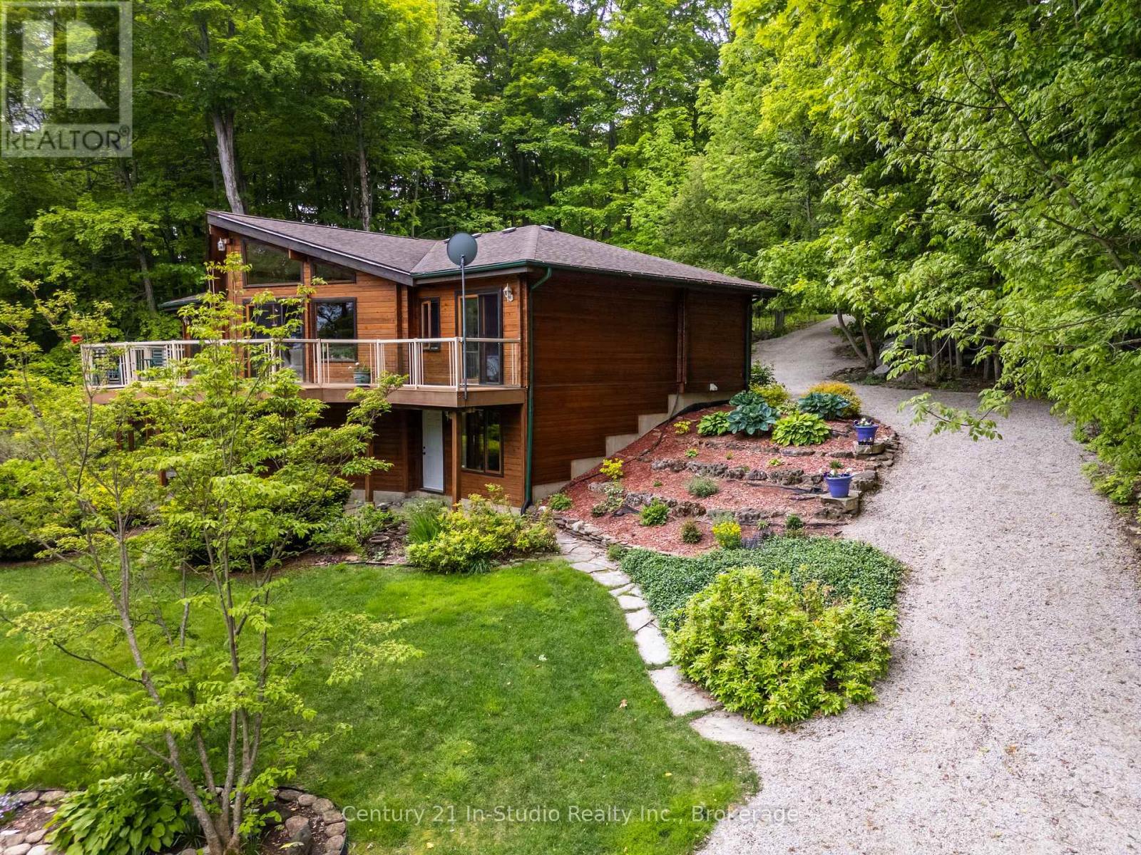 504877 Grey 1 Road, Georgian Bluffs, Ontario N0H 1S0 - Photo 19 - X12241446