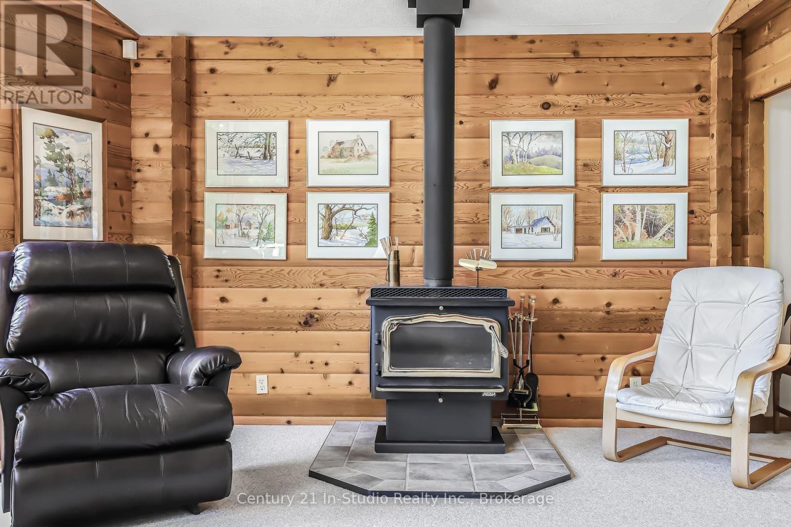 504877 Grey 1 Road, Georgian Bluffs, Ontario N0H 1S0 - Photo 31 - X12241446