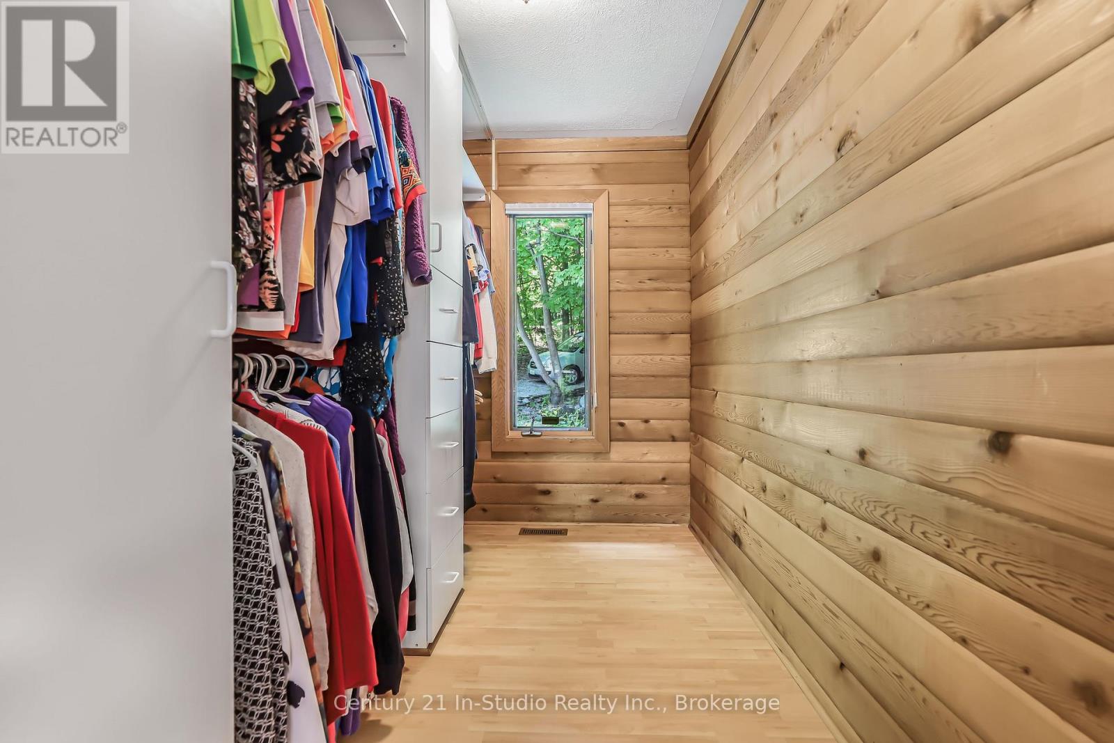 504877 Grey 1 Road, Georgian Bluffs, Ontario N0H 1S0 - Photo 39 - X12241446