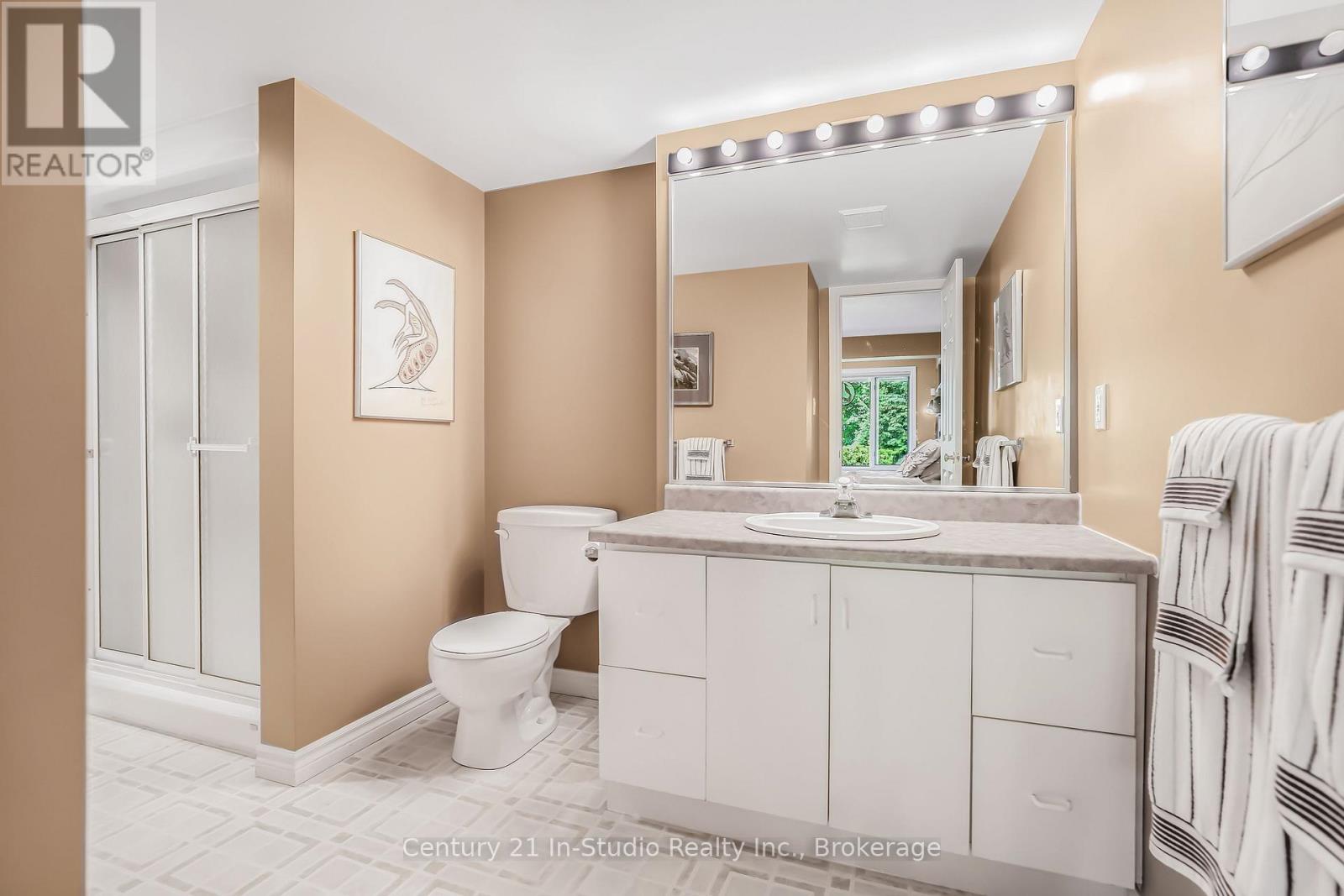 504877 Grey 1 Road, Georgian Bluffs, Ontario N0H 1S0 - Photo 47 - X12241446