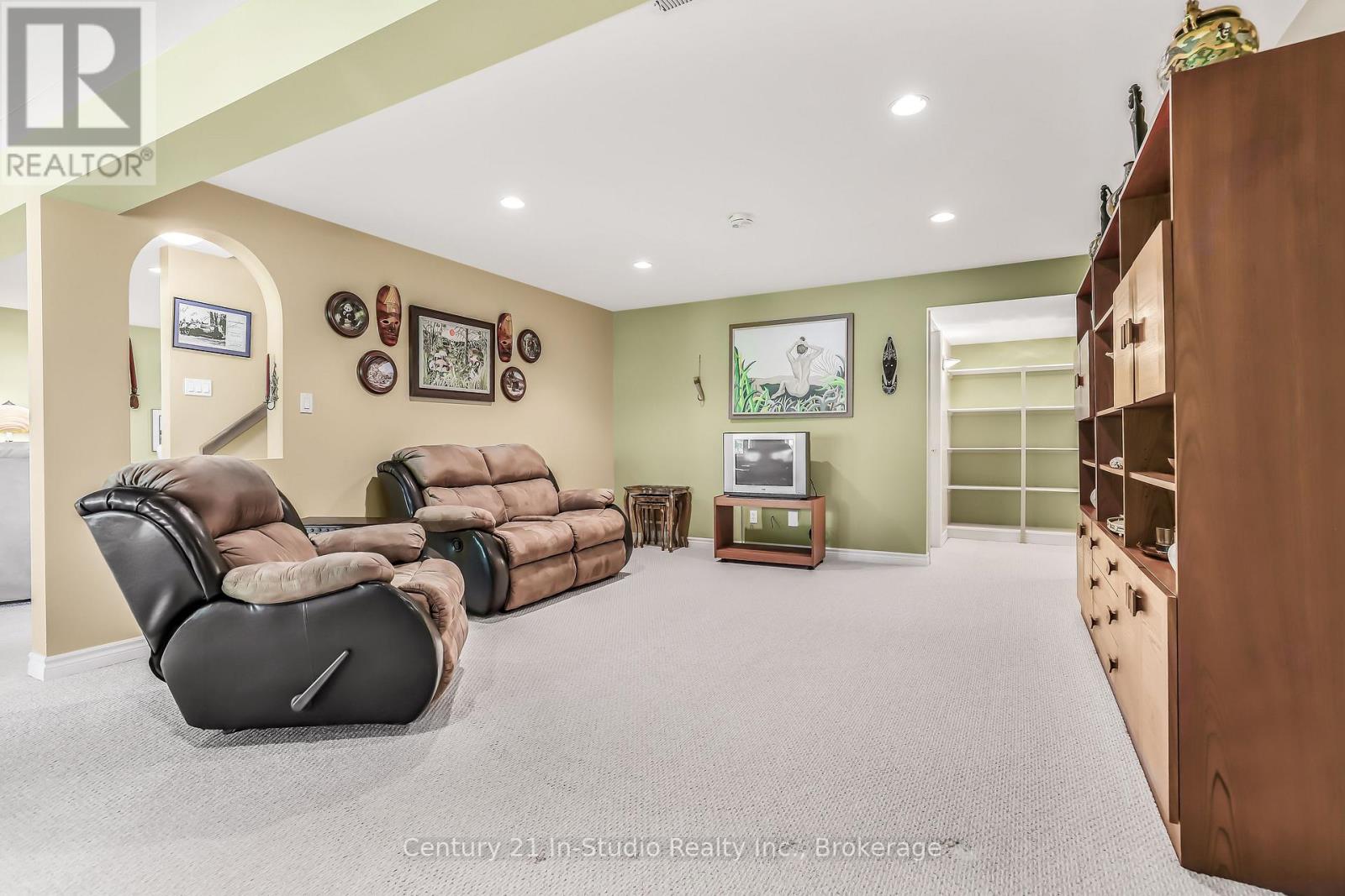 504877 Grey 1 Road, Georgian Bluffs, Ontario N0H 1S0 - Photo 45 - X12241446