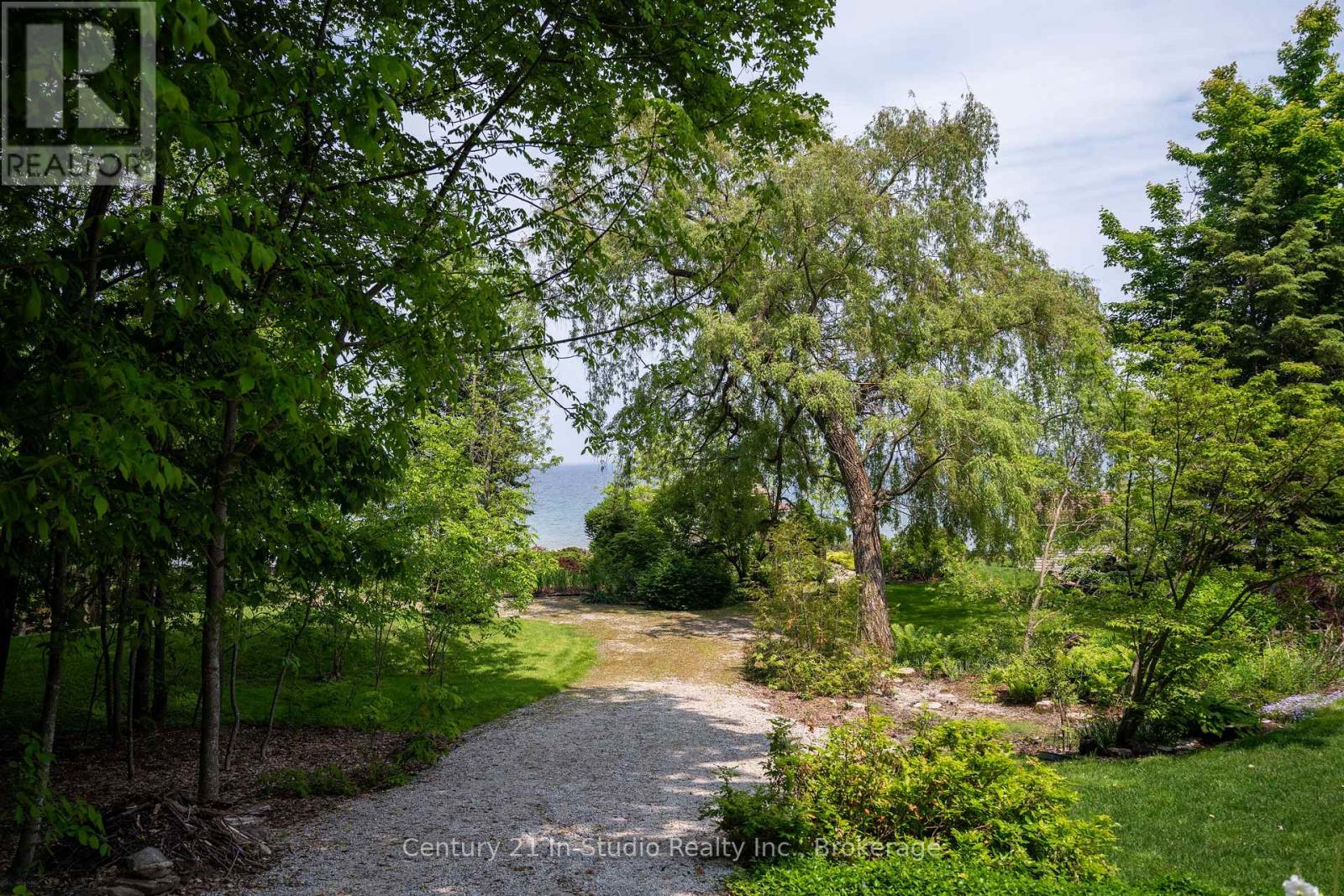 504877 Grey 1 Road, Georgian Bluffs, Ontario N0H 1S0 - Photo 7 - X12241446