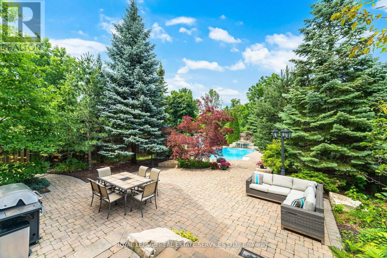 215 Burloak Drive, Oakville, Ontario  L6L 6T6 - Photo 33 - W12530430