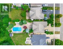 215 BURLOAK DRIVE, Oakville, Ontario