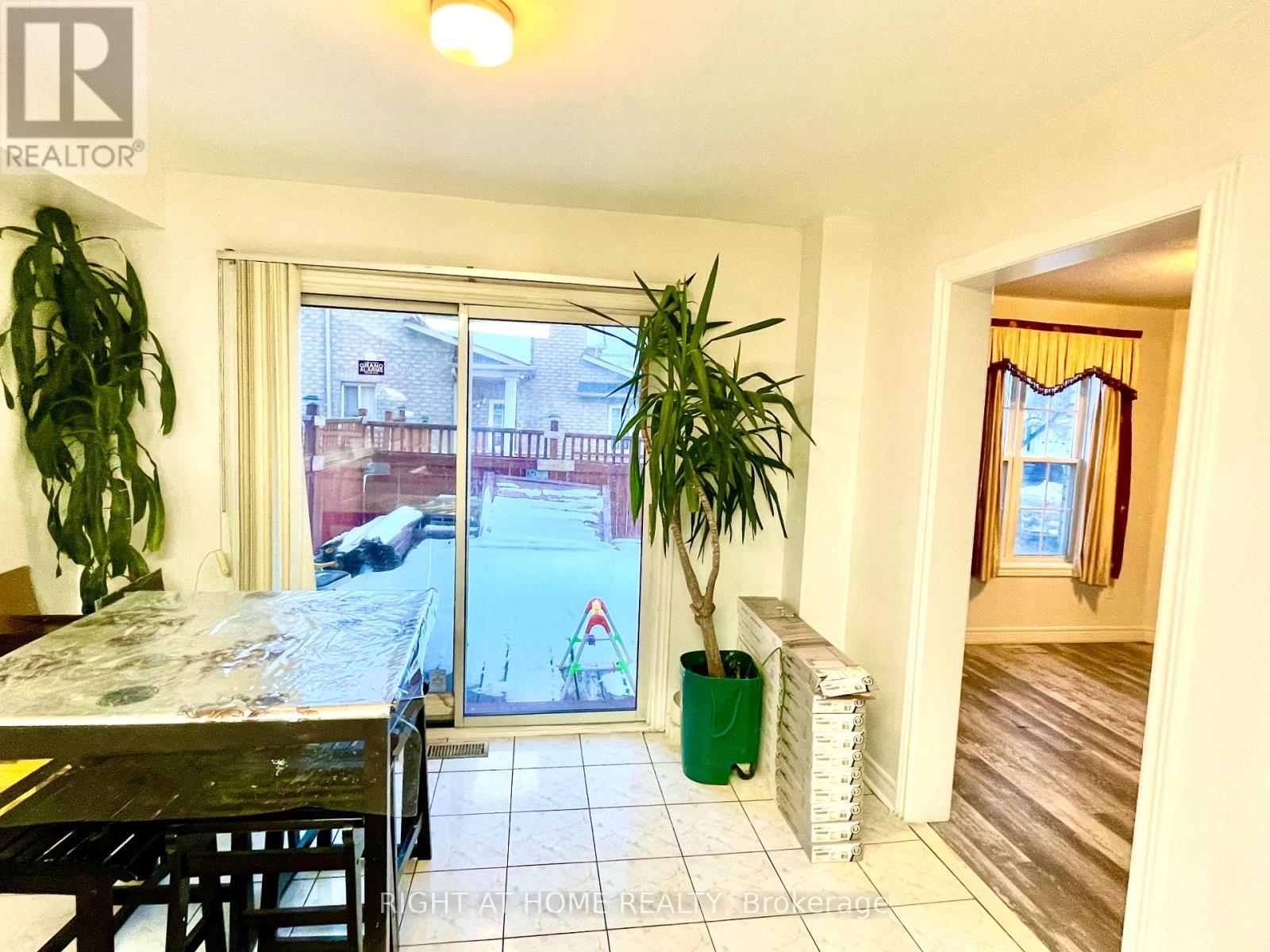 A - 55 Velvet Grass Lane, Brampton, Ontario  L6R 1W1 - Photo 3 - W12530446