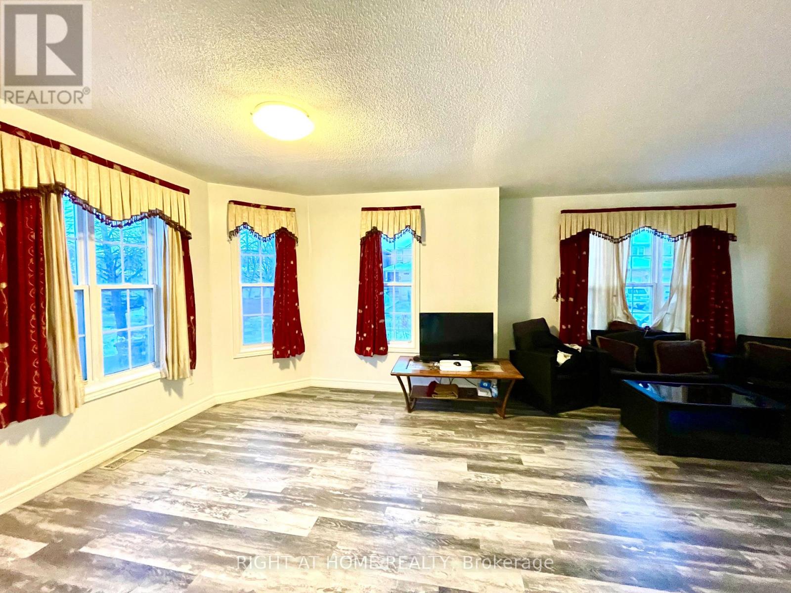 A - 55 Velvet Grass Lane, Brampton, Ontario  L6R 1W1 - Photo 6 - W12530446