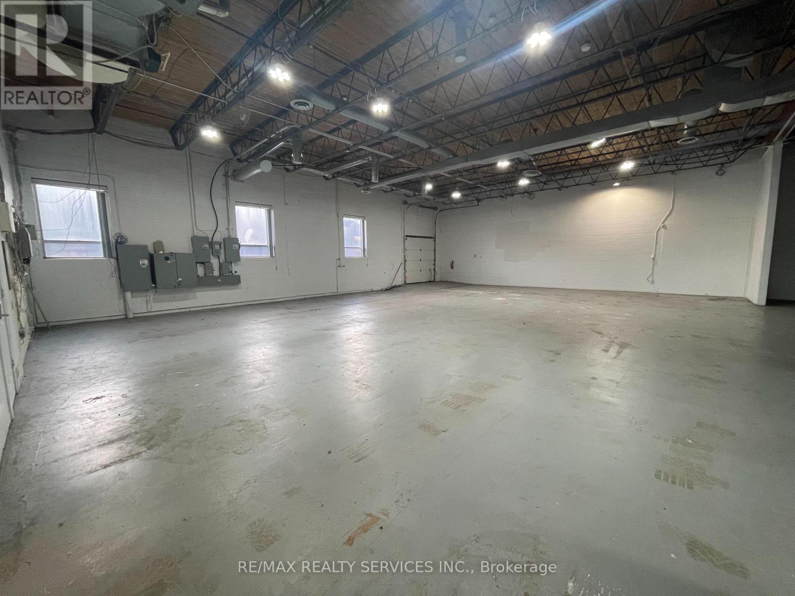 1 - 529 Speers Road, Oakville, Ontario  L6K 2G4 - Photo 6 - W12530448