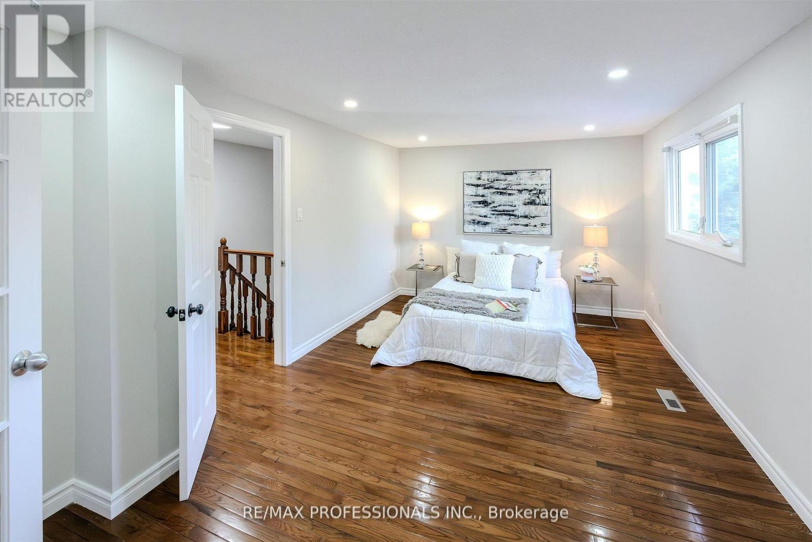 Unknown Address, ,     - Photo 19 - W12530452