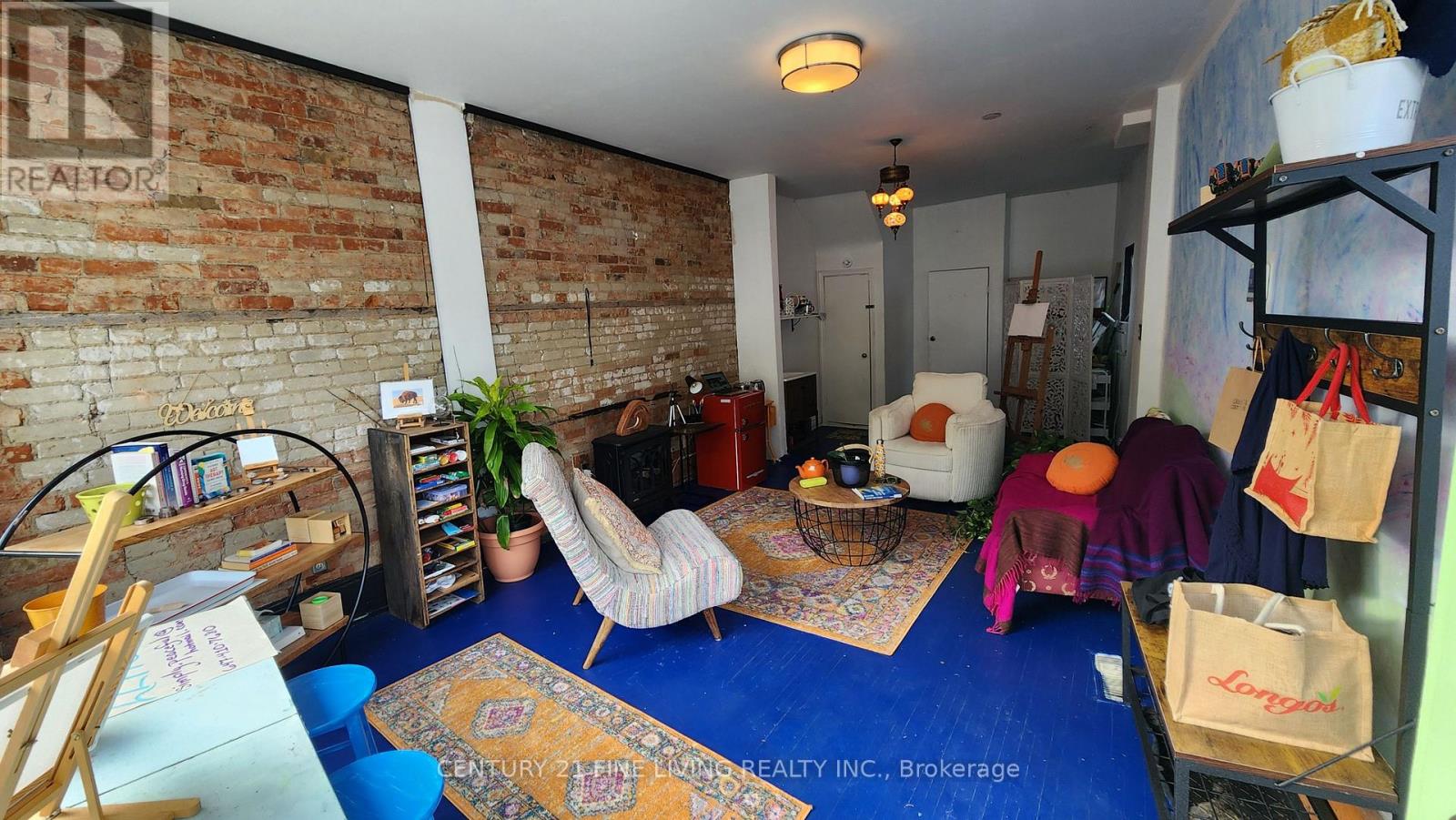 Main - 3178 Dundas Street W, Toronto, Ontario  M6P 2A3 - Photo 8 - W12530458