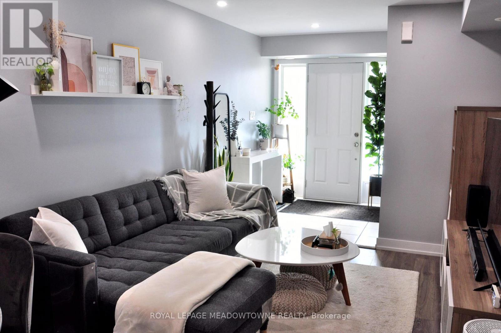 251 - 60 PARROTTA DRIVE, Toronto, Ontario