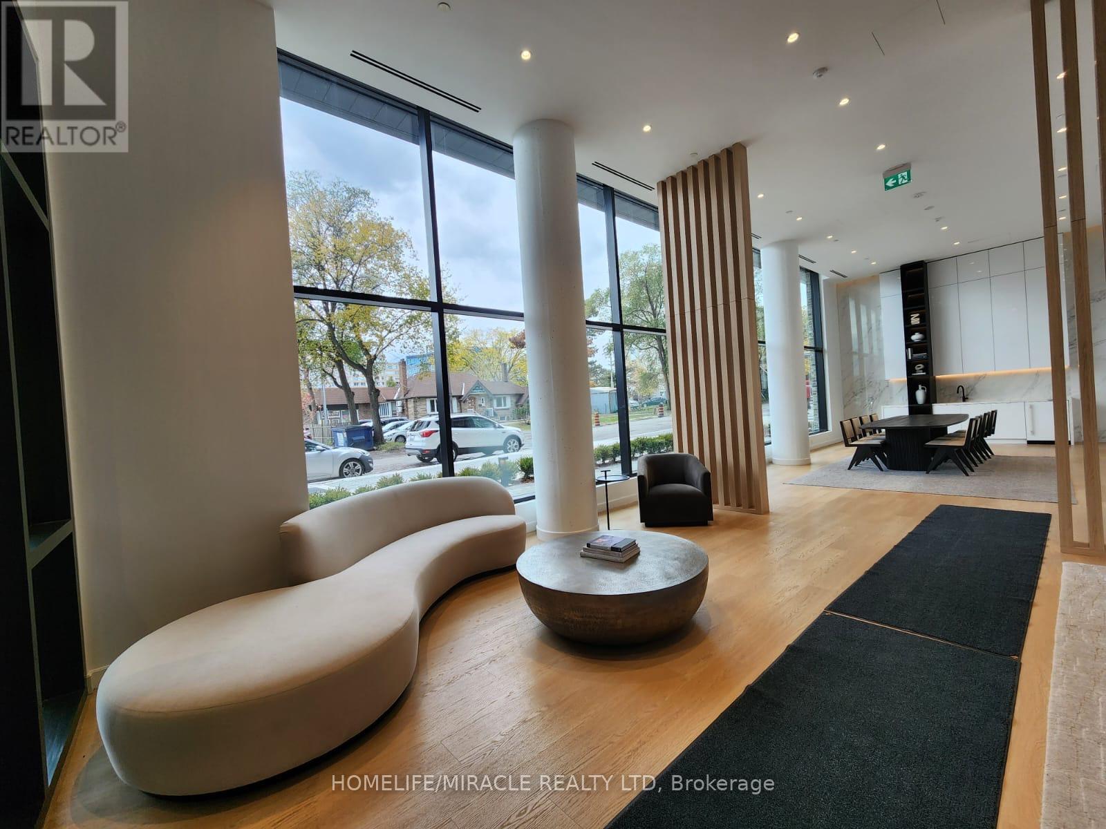 1807 - 3009 Novar Road, Mississauga, Ontario  L5B 0P9 - Photo 2 - W12530528