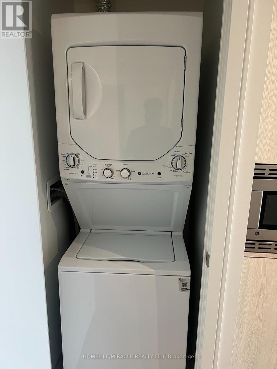 1807 - 3009 Novar Road, Mississauga, Ontario  L5B 0P9 - Photo 7 - W12530528