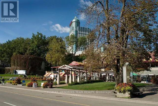 217 - 5611 Valley Way, Niagara Falls, Ontario  L2E 7A9 - Photo 27 - X12530746